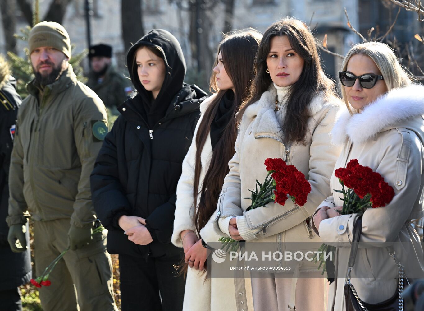 Открытие памятника морским пехотинцам во Владивостоке