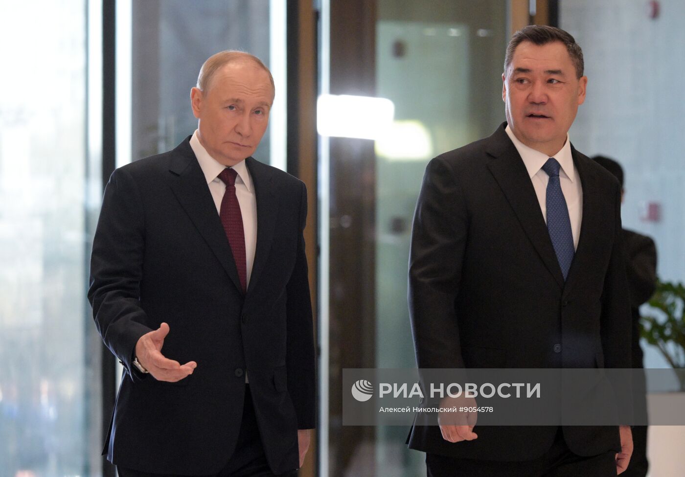 Государственный визит президента Владимира Путина в Киргизию. День второй