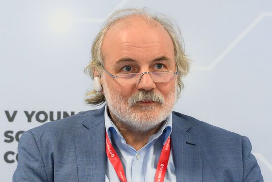 КМУ-2025. Быстрее. Выше. Умнее. Наука высоких достижений
