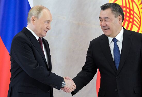 Государственный визит президента Владимира Путина в Киргизию. День второй