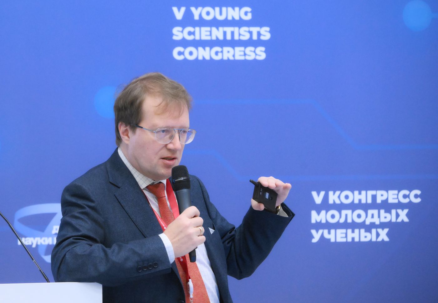 КМУ-2025. Лекция. Вычислительные устройства на основе жидкого света