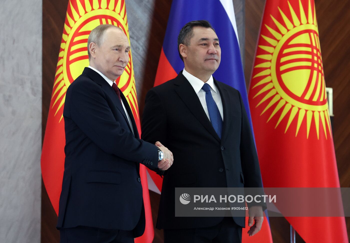 Государственный визит президента Владимира Путина в Киргизию. День второй