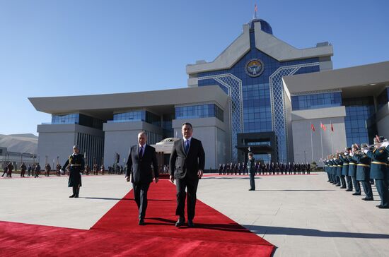 Государственный визит президента Владимира Путина в Киргизию. День второй