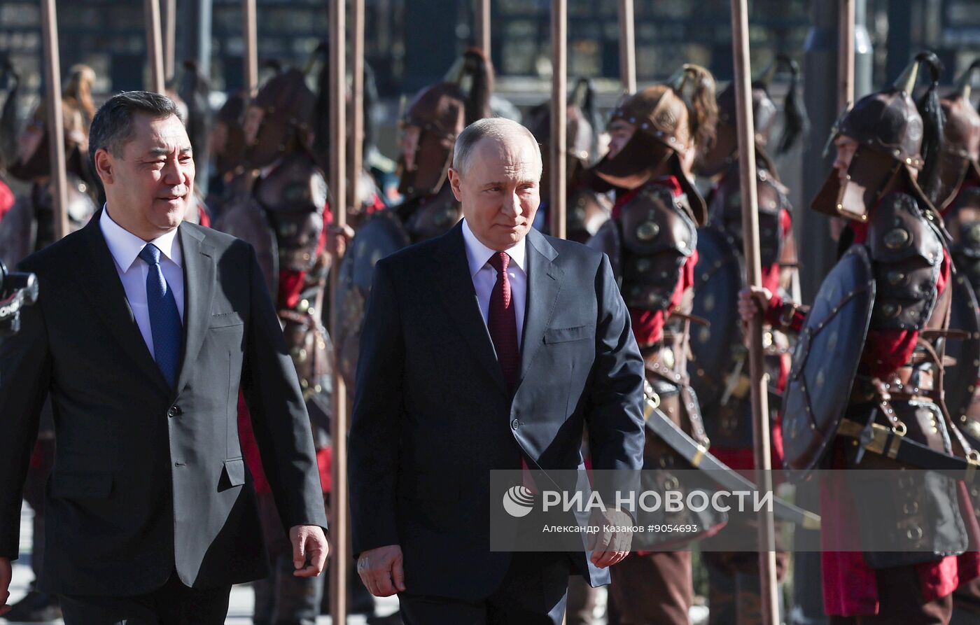 Государственный визит президента Владимира Путина в Киргизию. День второй