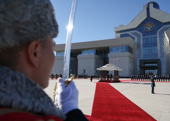 Государственный визит президента Владимира Путина в Киргизию. День второй