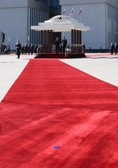 Государственный визит президента Владимира Путина в Киргизию. День второй