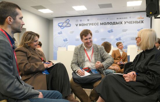 КМУ-2025. Закрытый воркшоп РНФ + ИРИ