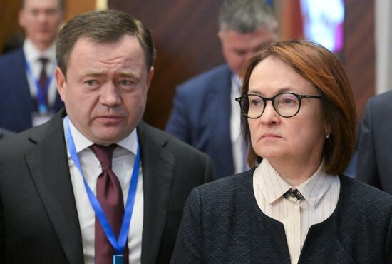 Государственный визит президента Владимира Путина в Киргизию. День второй