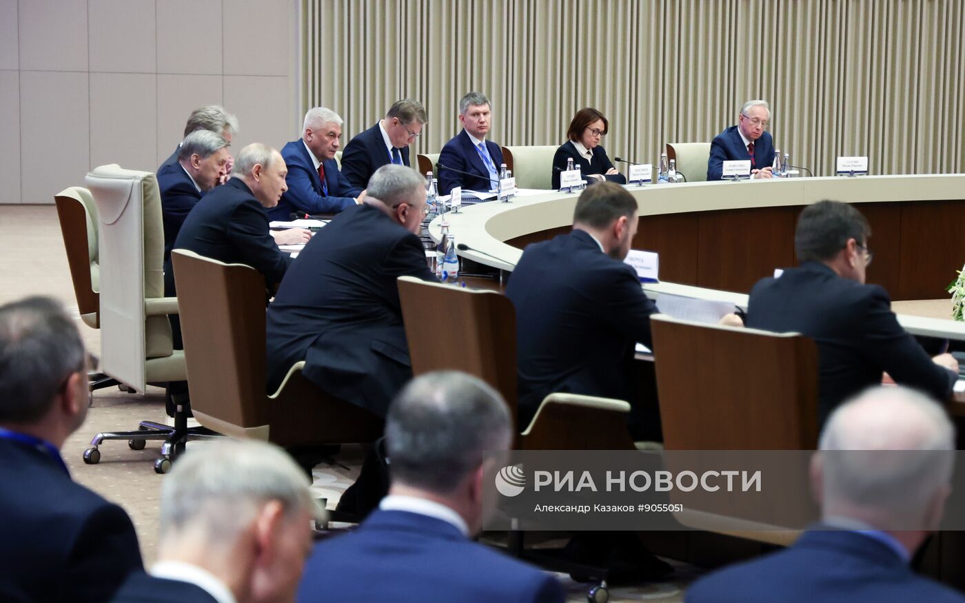 Государственный визит президента Владимира Путина в Киргизию. День второй