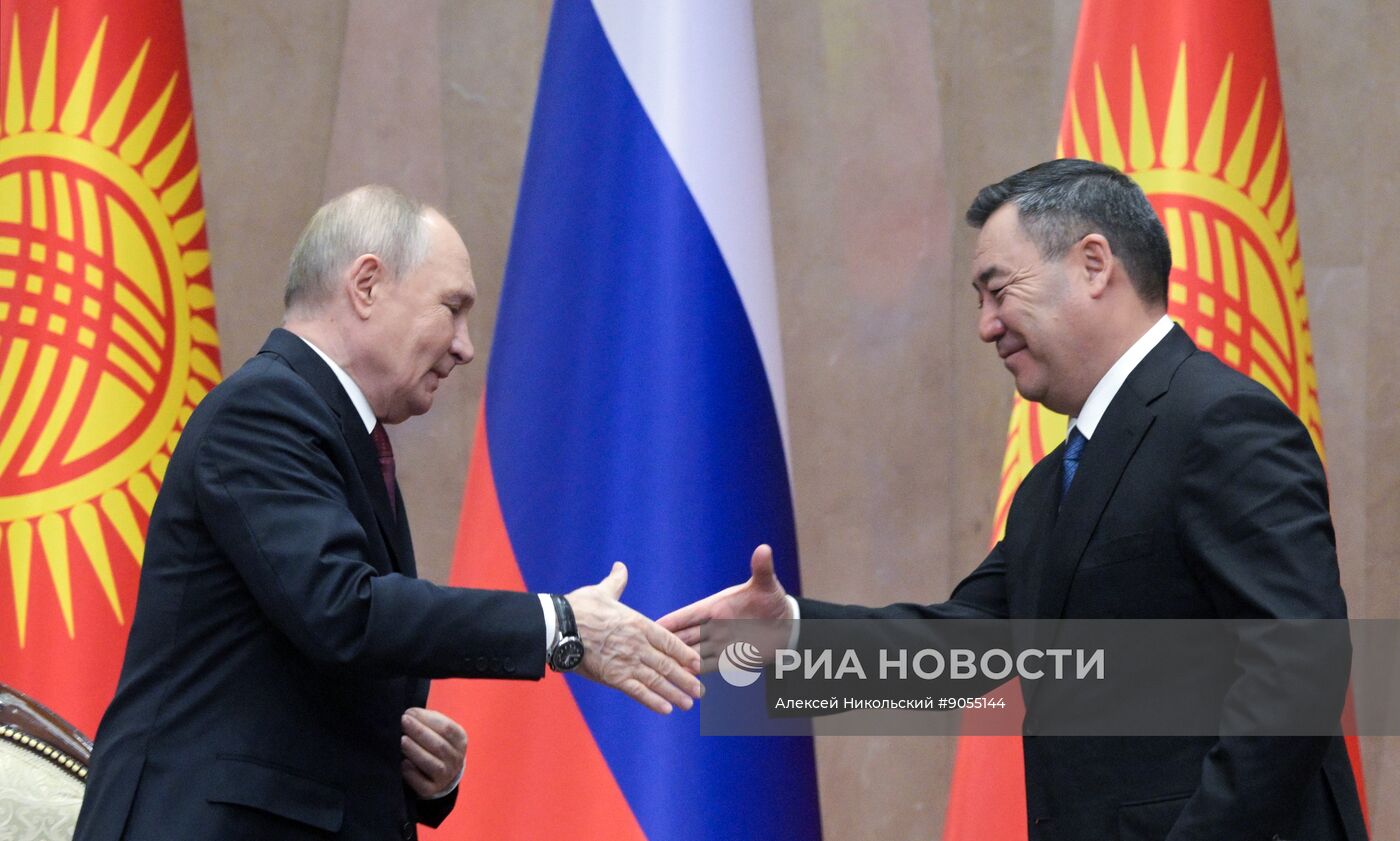 Государственный визит президента Владимира Путина в Киргизию. День второй