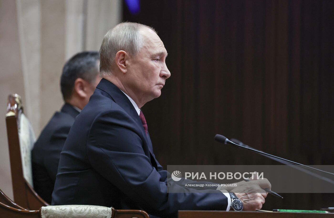 Государственный визит президента Владимира Путина в Киргизию. День второй