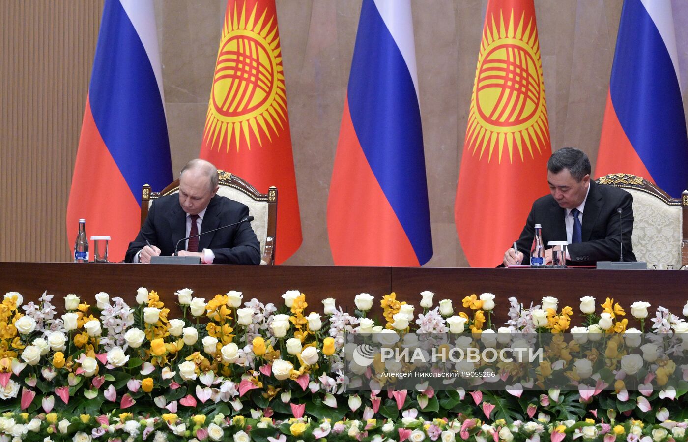 Государственный визит президента Владимира Путина в Киргизию. День второй