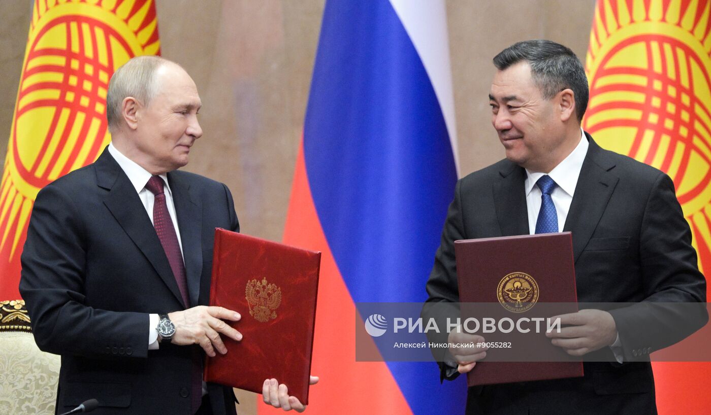 Государственный визит президента Владимира Путина в Киргизию. День второй