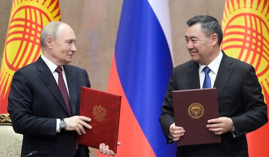 Государственный визит президента Владимира Путина в Киргизию. День второй