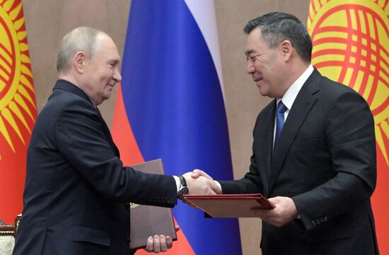 Государственный визит президента Владимира Путина в Киргизию. День второй