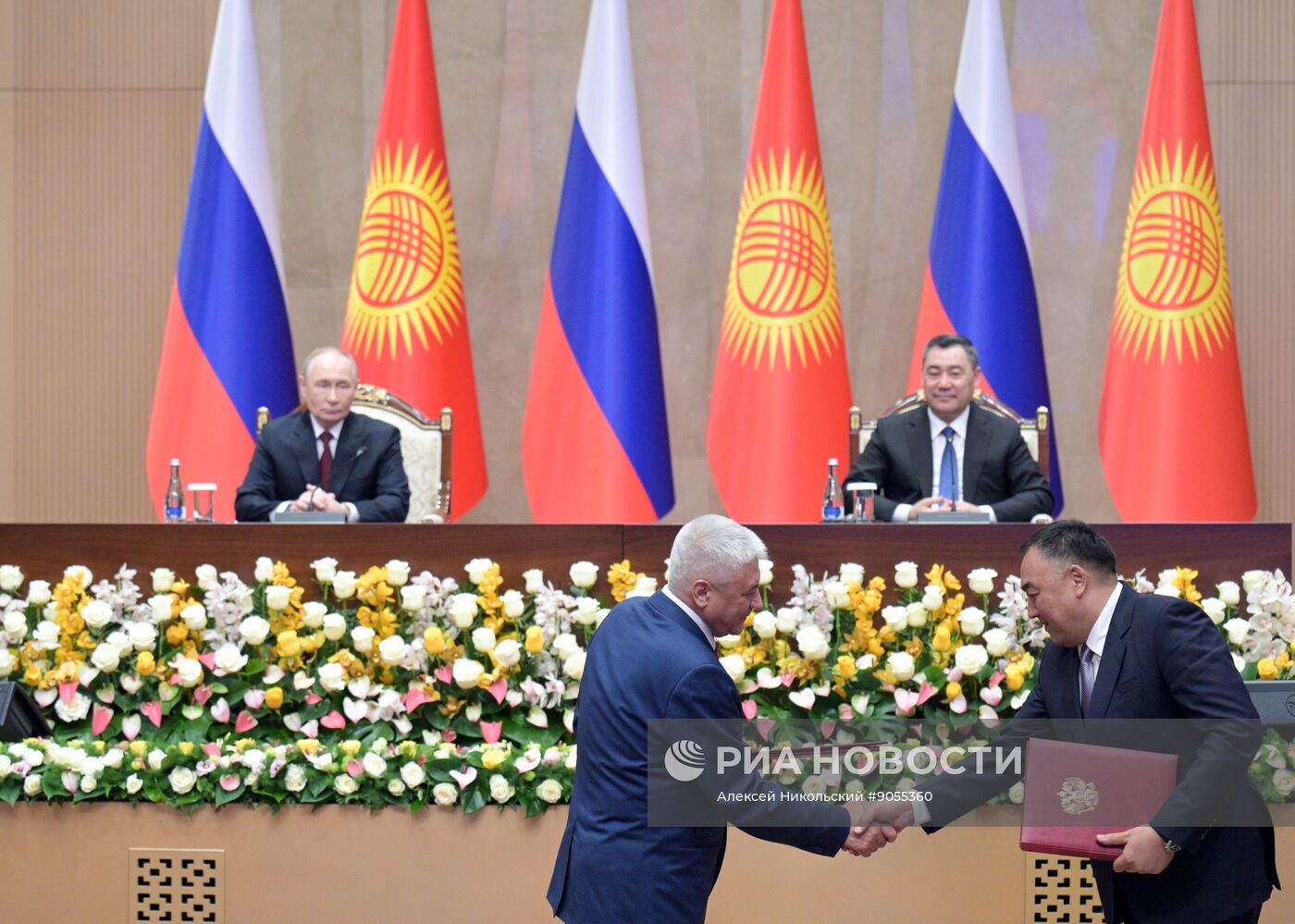 Государственный визит президента Владимира Путина в Киргизию. День второй