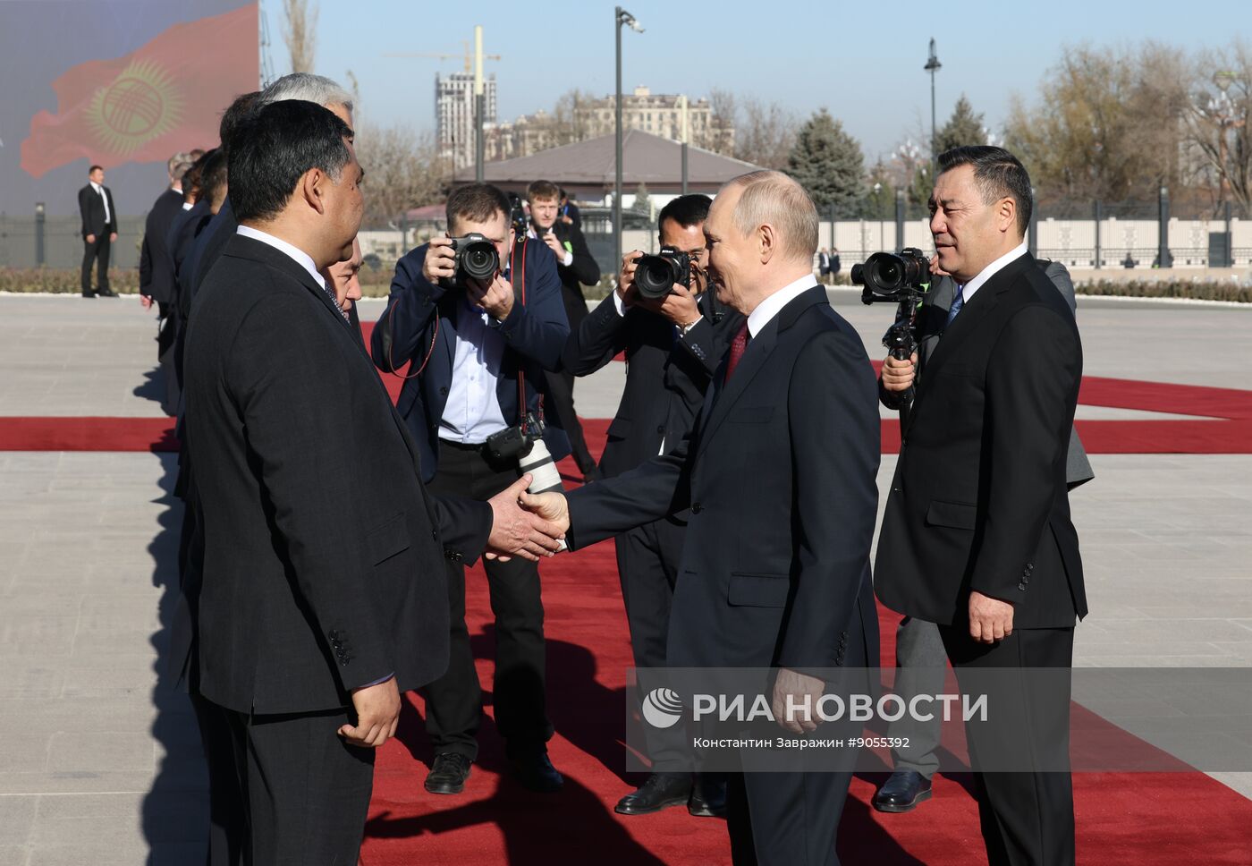 Государственный визит президента Владимира Путина в Киргизию. День второй