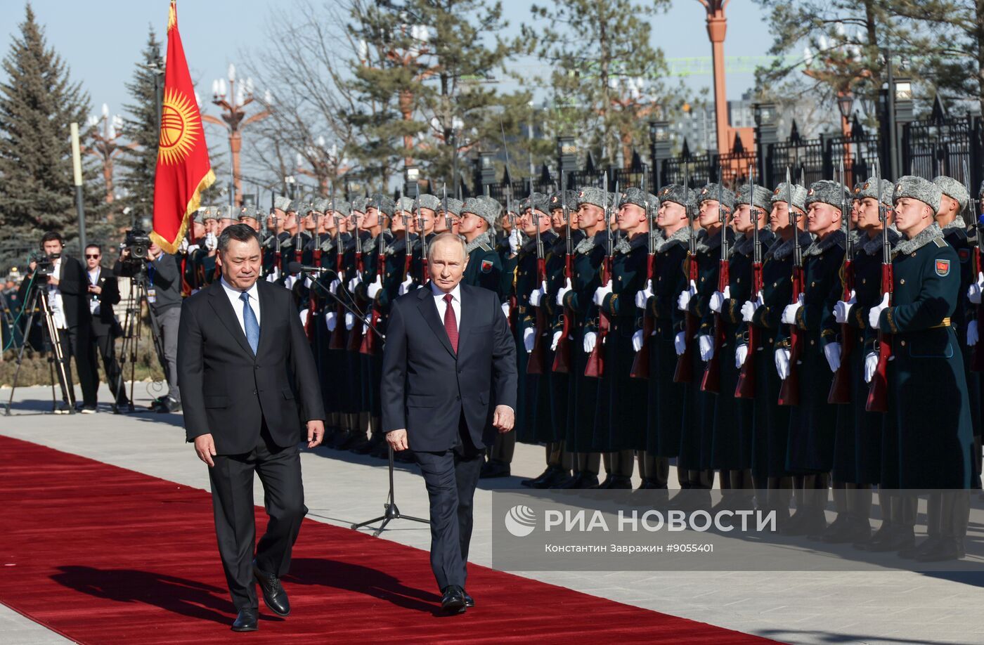 Государственный визит президента Владимира Путина в Киргизию. День второй