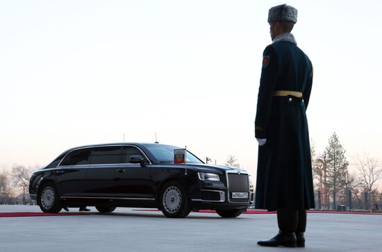 Государственный визит президента Владимира Путина в Киргизию. День второй