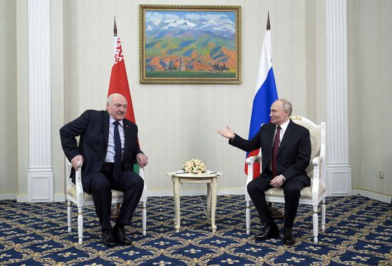 Государственный визит президента Владимира Путина в Киргизию. День второй