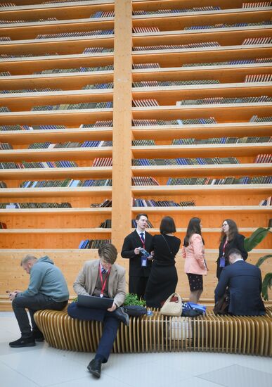 КМУ-2025. Работа конгресса
При использовании фото обязательно указание имени автора и источника Место: Россия, Федеральная территория "Сириус". Автор: Юрий Кочетков. КМУ-2025. Работа конгресса