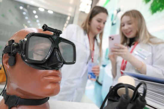 КМУ-2025. Работа конгресса
При использовании фото обязательно указание имени автора и источника Место: Россия, Федеральная территория "Сириус". Автор: Кристина Кормилицына. КМУ-2025. Работа конгресса