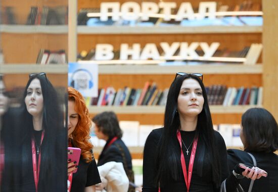 КМУ-2025. Работа конгресса
При использовании фото обязательно указание имени автора и источника Место: Россия, Федеральная территория "Сириус". Автор: Кристина Кормилицына. КМУ-2025. Работа конгресса