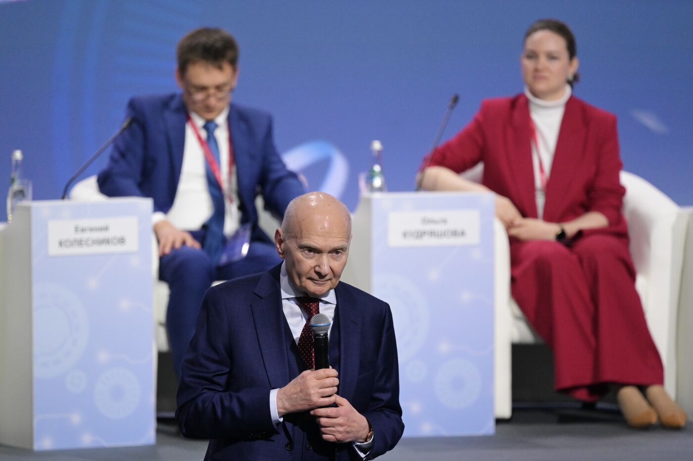 КМУ-2025. Пленарное заседание. Энергия науки: от потенциала знаний к созиданию будущего