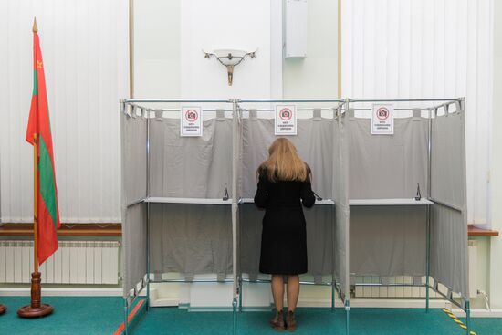 Досрочное голосование на выборах депутатов в Приднестровье