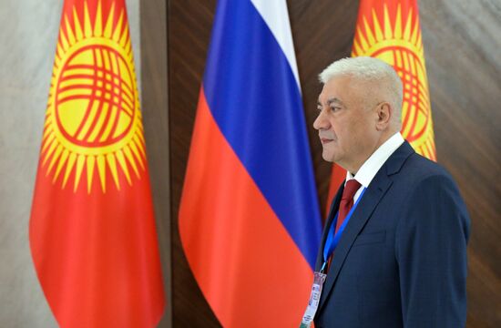 Государственный визит президента Владимира Путина в Киргизию. День второй