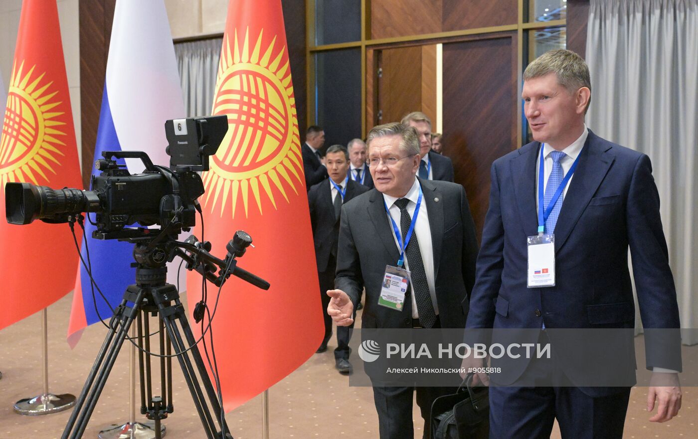 Государственный визит президента Владимира Путина в Киргизию. День второй