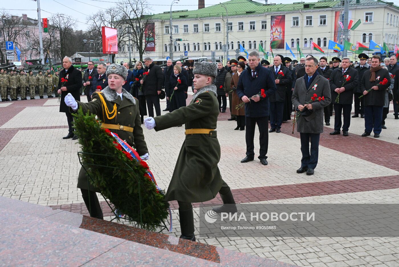 Открытие памятника маршалу Рокоссовскому в Гомеле