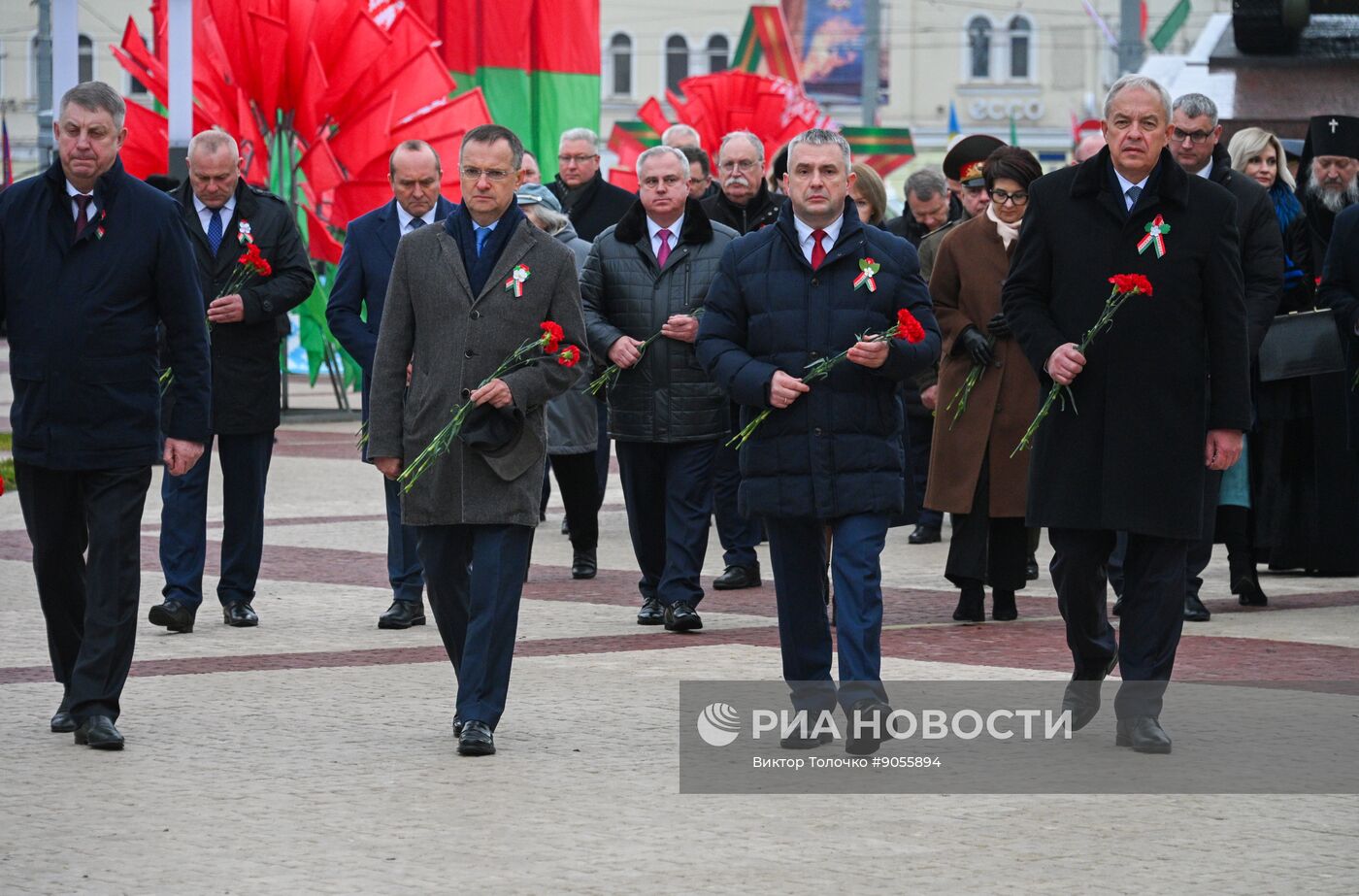 Открытие памятника маршалу Рокоссовскому в Гомеле