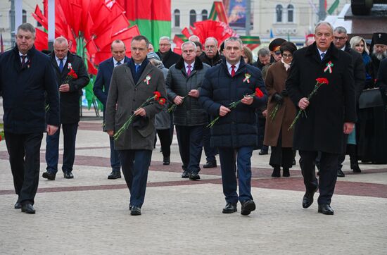Открытие памятника маршалу Рокоссовскому в Гомеле