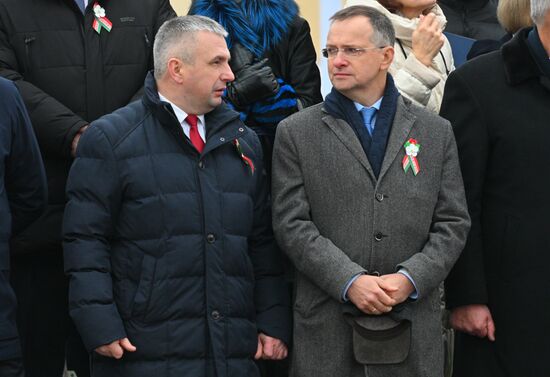 Открытие памятника маршалу Рокоссовскому в Гомеле