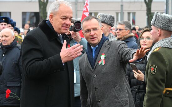 Открытие памятника маршалу Рокоссовскому в Гомеле