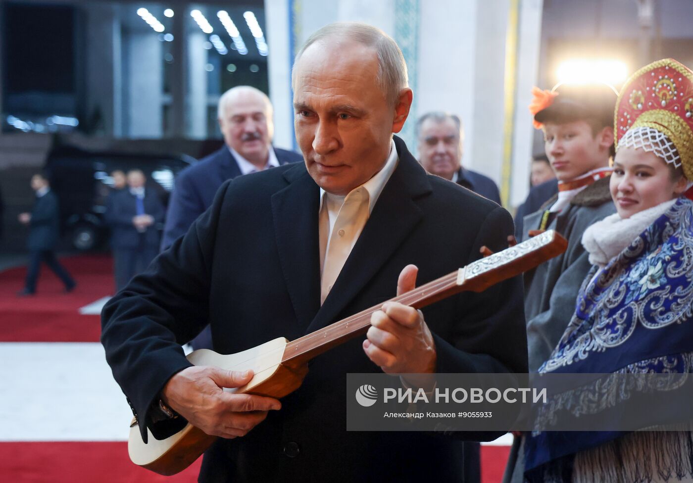 Государственный визит президента Владимира Путина в Киргизию. День второй