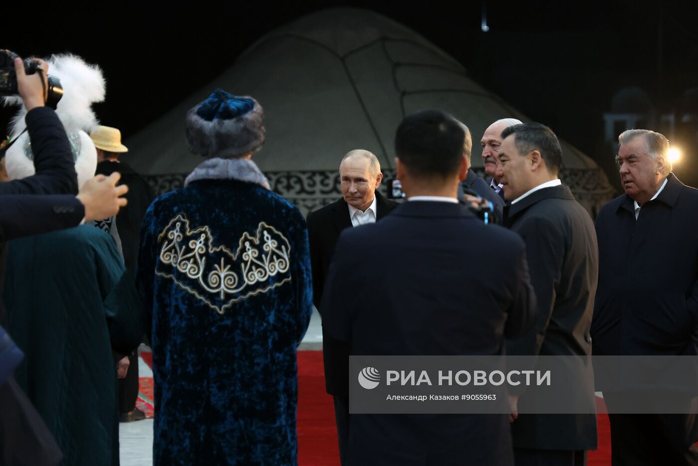 Государственный визит президента Владимира Путина в Киргизию. День второй