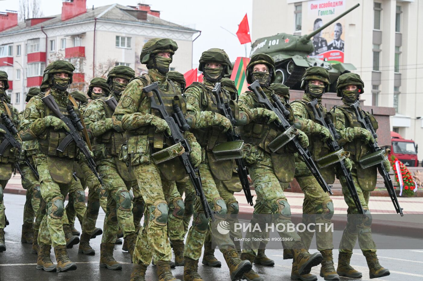 Открытие памятника маршалу Рокоссовскому в Гомеле