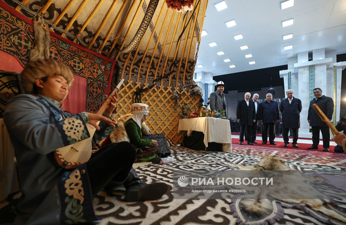 Государственный визит президента Владимира Путина в Киргизию. День второй