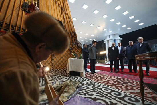 Государственный визит президента Владимира Путина в Киргизию. День второй