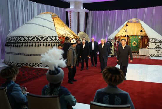 Государственный визит президента Владимира Путина в Киргизию. День второй