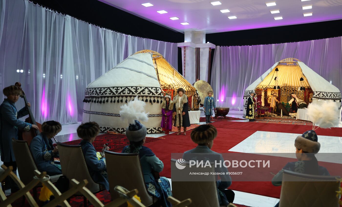 Государственный визит президента Владимира Путина в Киргизию. День второй