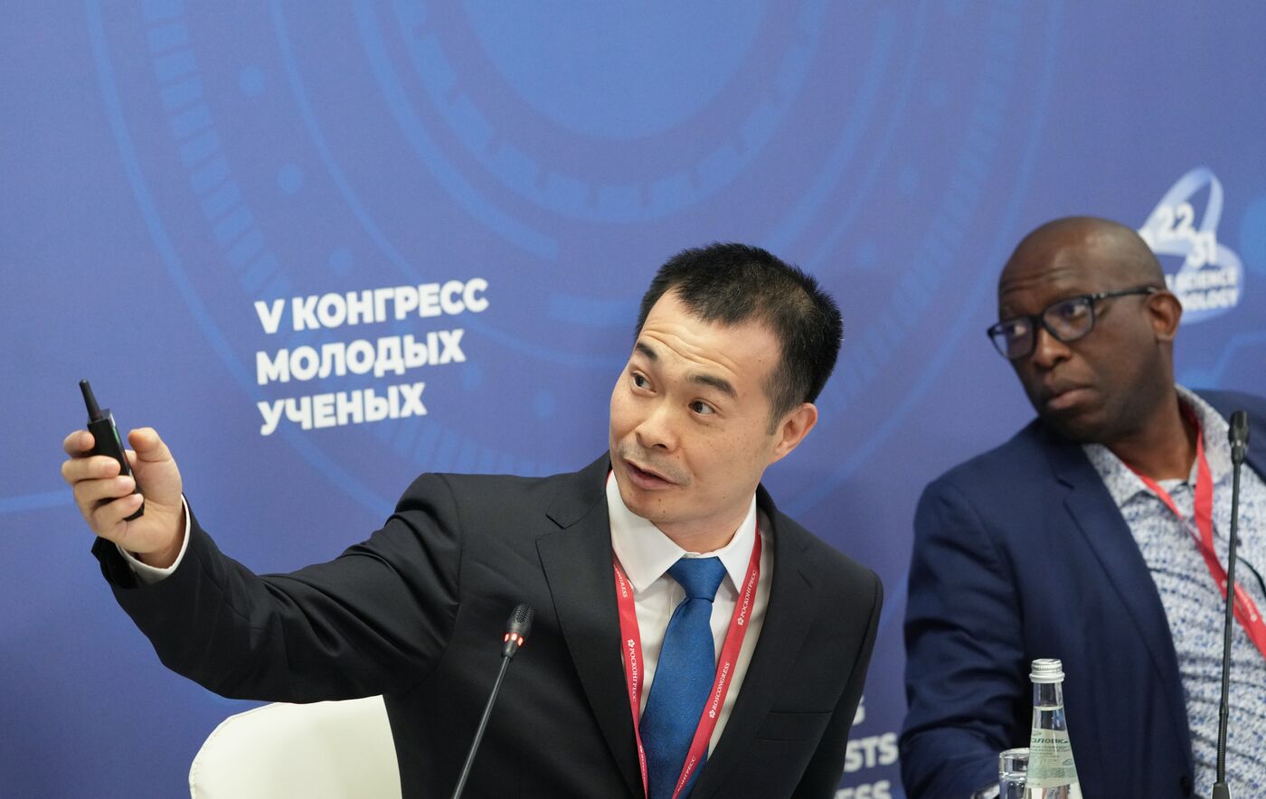 КМУ-2025. Подходы к измерению эффективности науки и технологий в странах БРИКС