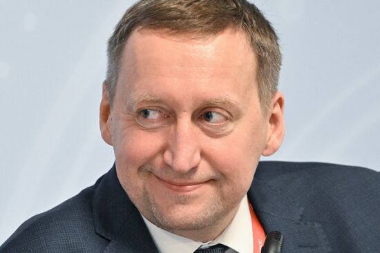 КМУ-2025. Цифровая трансформация науки и высшего образования: какой должна быть комфортная цифровая среда для профессионального сообщества