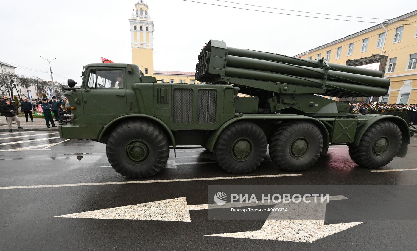 Открытие памятника маршалу Рокоссовскому в Гомеле