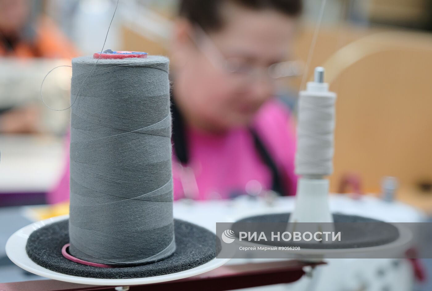 Работа швейной фабрики "Шеврон" в Бердянске