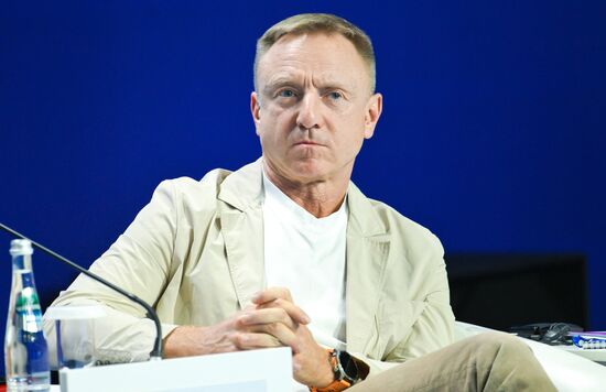 КМУ-2025. Стратегическое партнерство и конкуренция вузовской и академической науки: как и где молодому ученому можно реализовать свой потенциал?