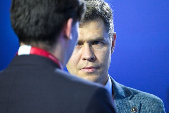 КМУ-2025. Стратегическое партнерство и конкуренция вузовской и академической науки: как и где молодому ученому можно реализовать свой потенциал?