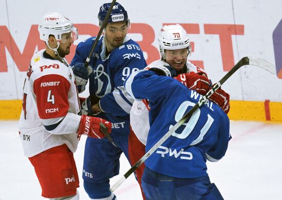 Хоккей. КХЛ. "Динамо" (Москва) - "Локомотив" (Ярославль)